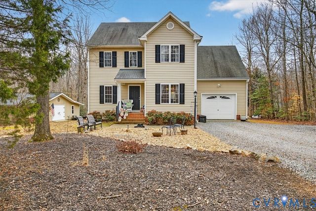 297 Castle Park Ln, Mineral, VA 23117