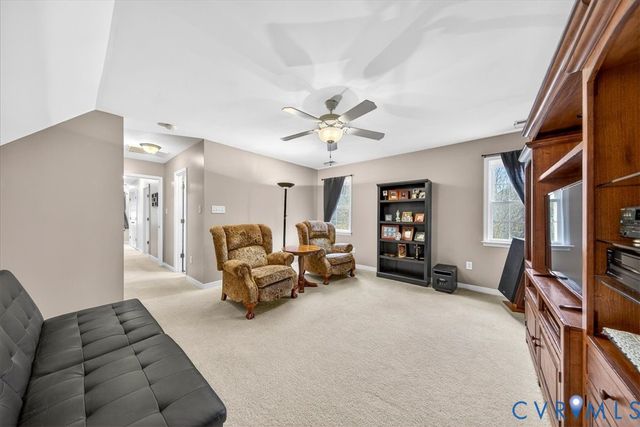 297 Castle Park Ln, Mineral, VA 23117