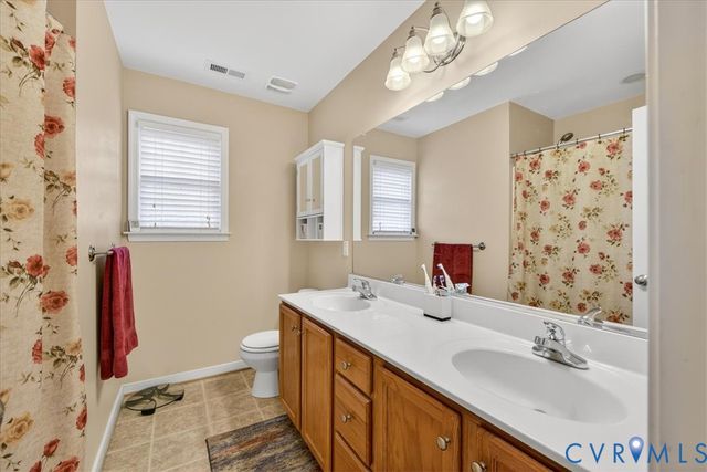 297 Castle Park Ln, Mineral, VA 23117