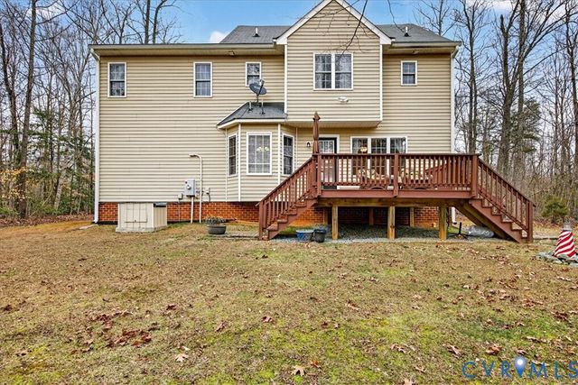 297 Castle Park Ln, Mineral, VA 23117
