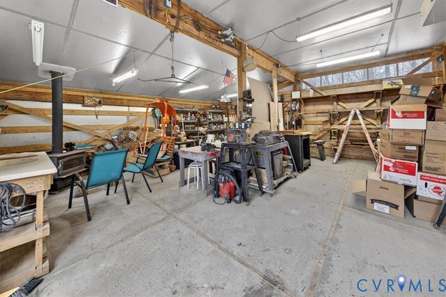 297 Castle Park Ln, Mineral, VA 23117