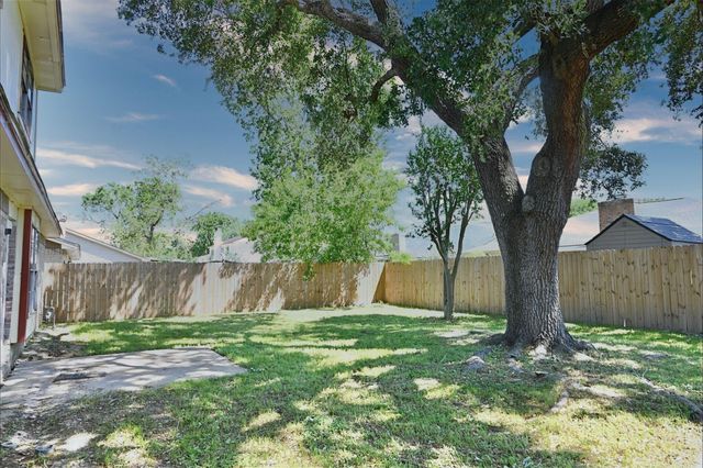 7207 San Pablo Drive, Houston, TX 77083