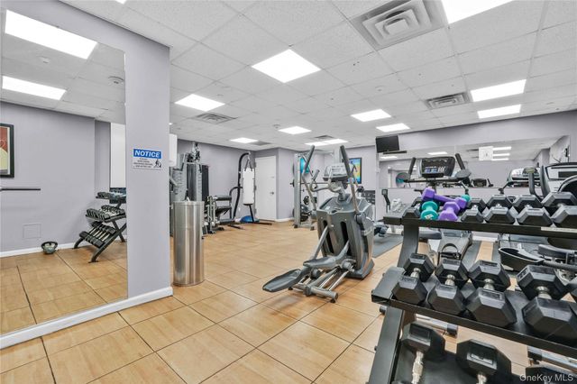 11624 Grosvenor Lane 15A, Kew Gardens, NY 11418