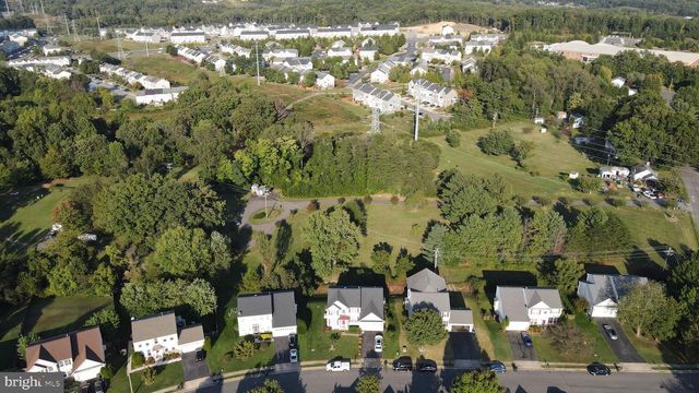 15611 BUSHEY DR, Woodbridge, VA 22193