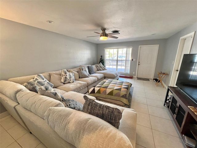1610-1612 NE 56th Street, Fort Lauderdale, FL 33334