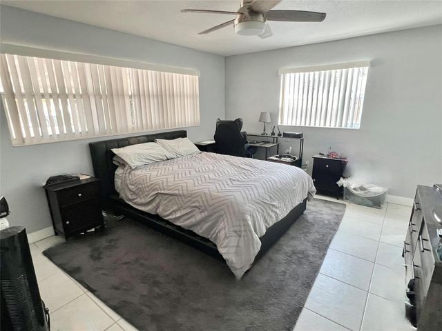 1610-1612 NE 56th Street, Fort Lauderdale, FL 33334