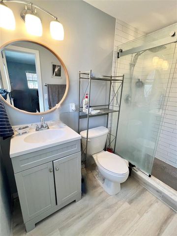 1610-1612 NE 56th Street, Fort Lauderdale, FL 33334