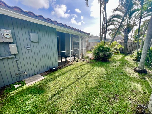 1610-1612 NE 56th Street, Fort Lauderdale, FL 33334