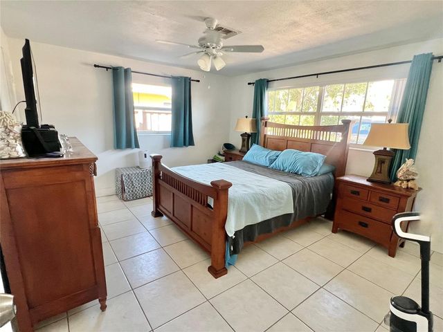 1610-1612 NE 56th Street, Fort Lauderdale, FL 33334