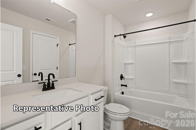 3073 Founding Fathers Drive, Gastonia, NC 28056