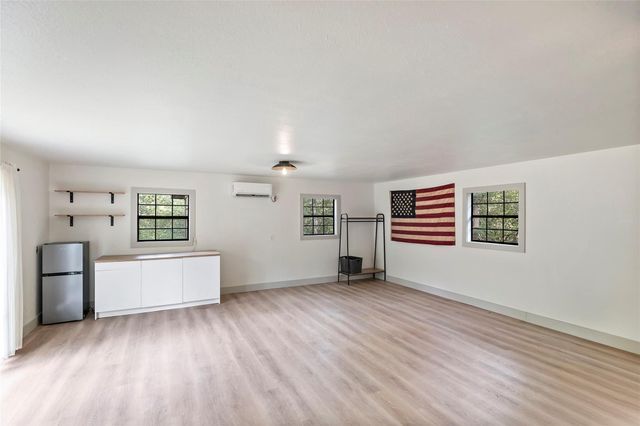 6 Ranchero Road, College Station, TX 77845