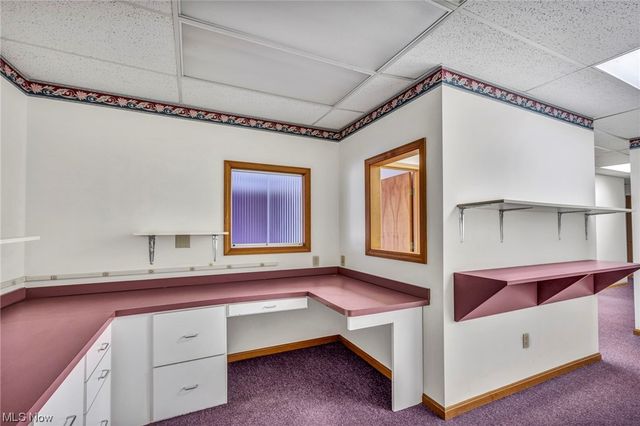 33398 Walker D, Avon Lake, OH 44012