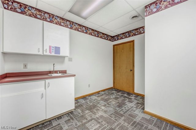 33398 Walker D, Avon Lake, OH 44012