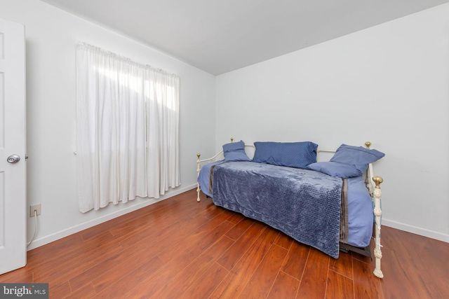 17 HICKORY LN, Swedesboro, NJ 08085