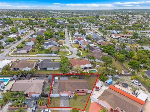 25701 SW 133rd Court, Homestead, FL 33032