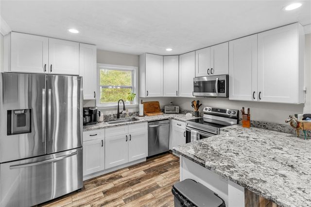 11751 NE 105TH AVENUE, Archer, FL 32618