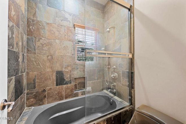 3263 New York Drive, Pasadena, CA 91107