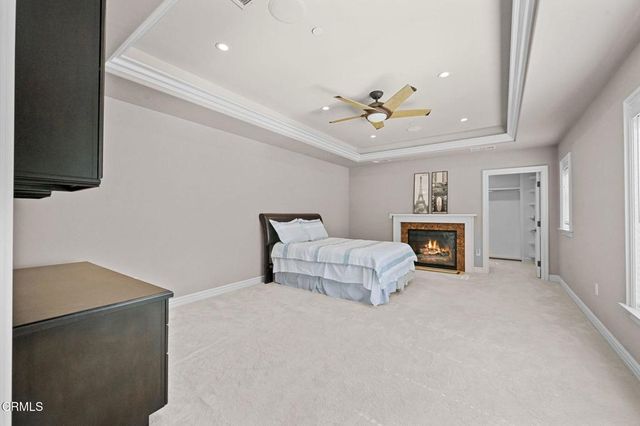 3263 New York Drive, Pasadena, CA 91107