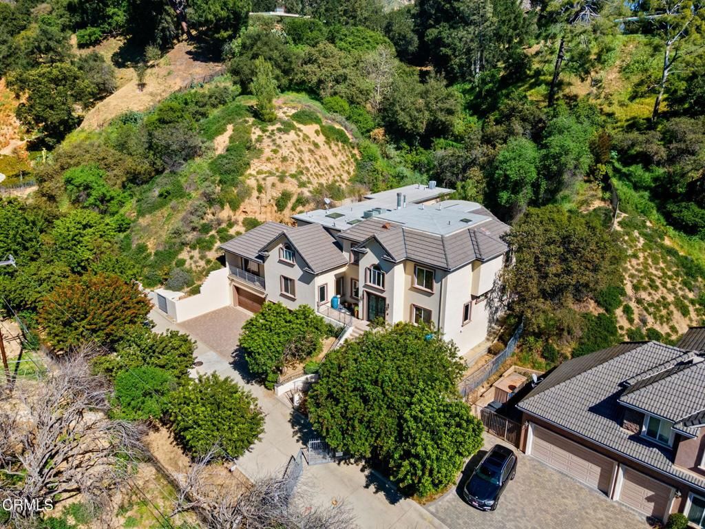 3263 New York Drive, Pasadena, CA 91107