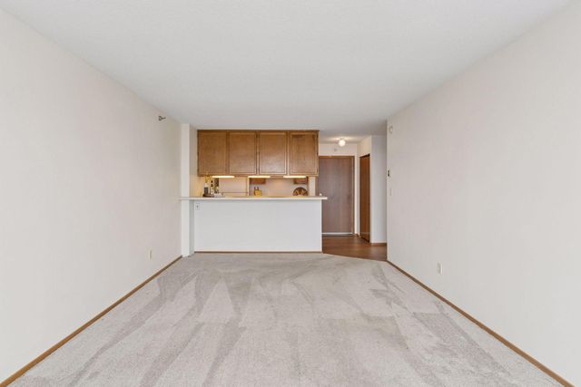 433 S 7th Street 2212, Minneapolis, MN 55415