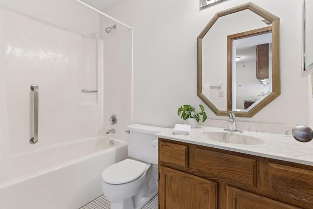 433 S 7th Street 2212, Minneapolis, MN 55415