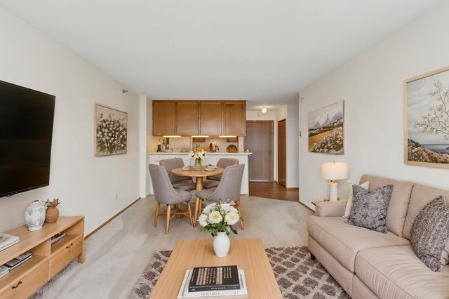 433 S 7th Street 2212, Minneapolis, MN 55415