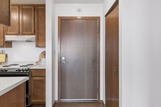 433 S 7th Street 2212, Minneapolis, MN 55415