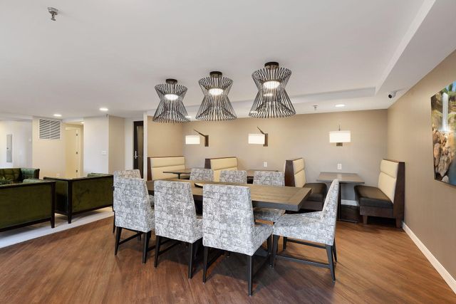 433 S 7th Street 2212, Minneapolis, MN 55415