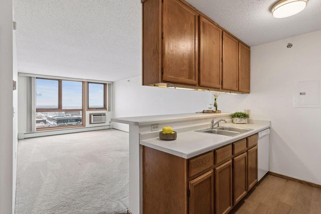 433 S 7th Street 2212, Minneapolis, MN 55415