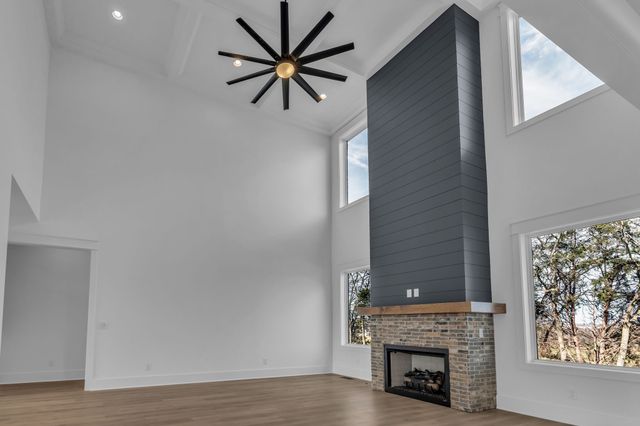 221 Bellsford Rd, Gallatin, TN 37066