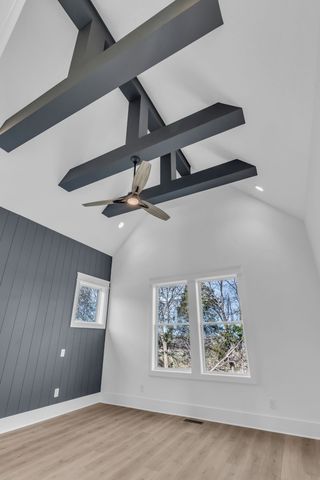 221 Bellsford Rd, Gallatin, TN 37066