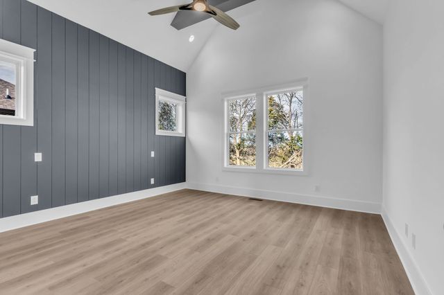 221 Bellsford Rd, Gallatin, TN 37066