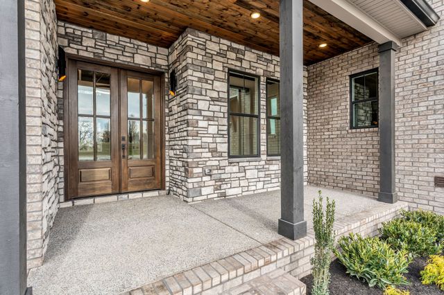 221 Bellsford Rd, Gallatin, TN 37066