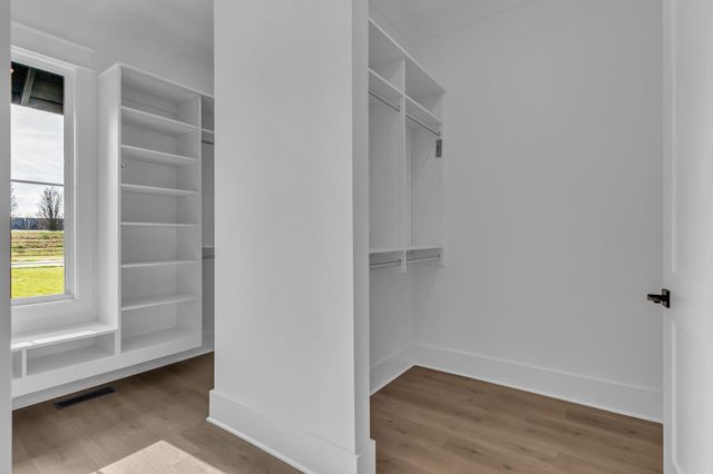 221 Bellsford Rd, Gallatin, TN 37066