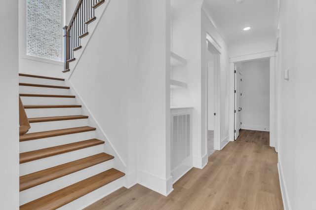 221 Bellsford Rd, Gallatin, TN 37066