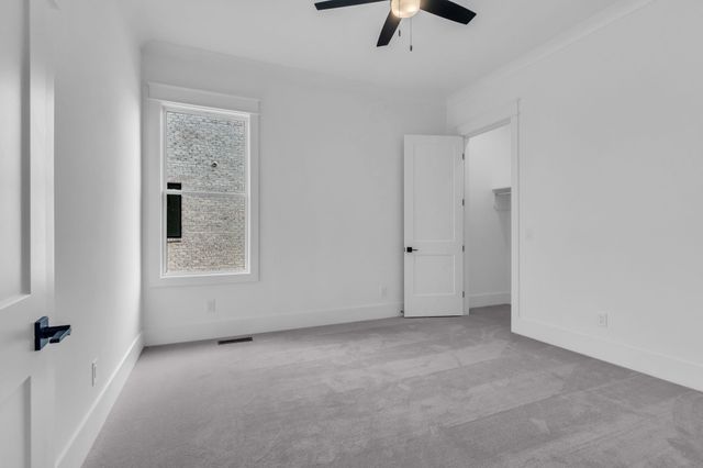 221 Bellsford Rd, Gallatin, TN 37066