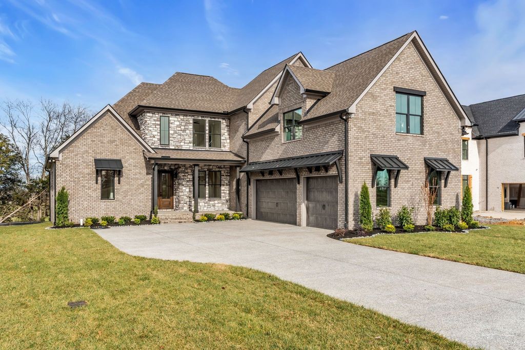 221 Bellsford Rd, Gallatin, TN 37066