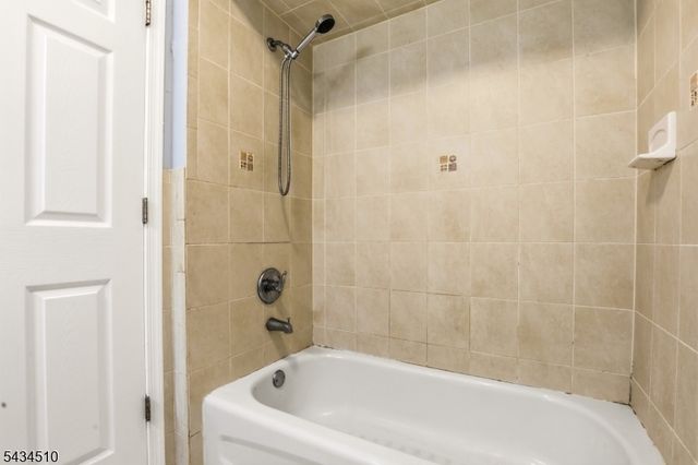 63 Chadwick Ave, Newark City, NJ 07108