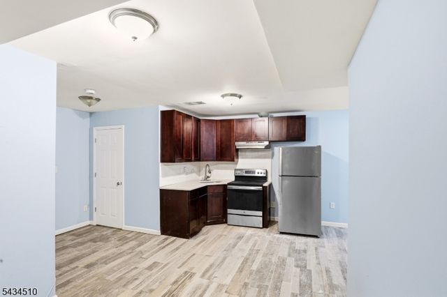 63 Chadwick Ave, Newark City, NJ 07108