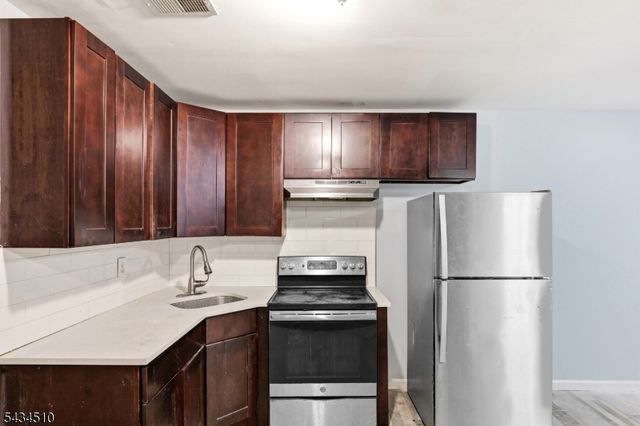 63 Chadwick Ave, Newark City, NJ 07108
