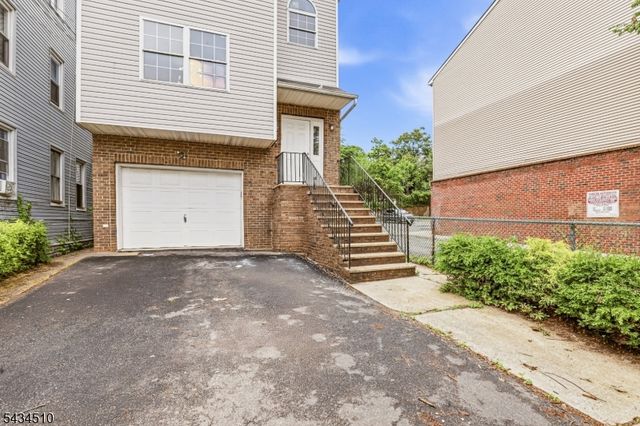 63 Chadwick Ave, Newark City, NJ 07108