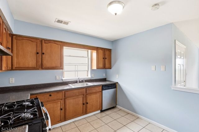 63 Chadwick Ave, Newark City, NJ 07108