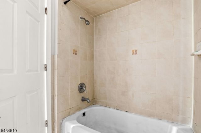 63 Chadwick Ave, Newark City, NJ 07108
