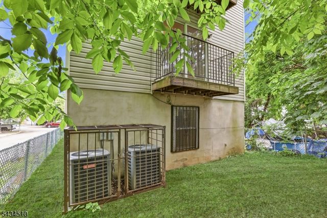 63 Chadwick Ave, Newark City, NJ 07108