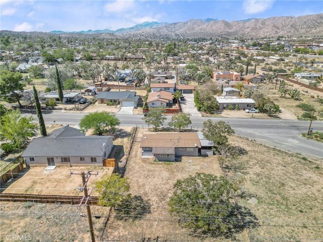 7427 Acoma Trail, Yucca Valley, CA 92284