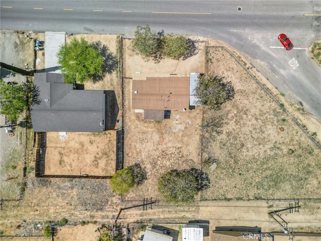 7427 Acoma Trail, Yucca Valley, CA 92284