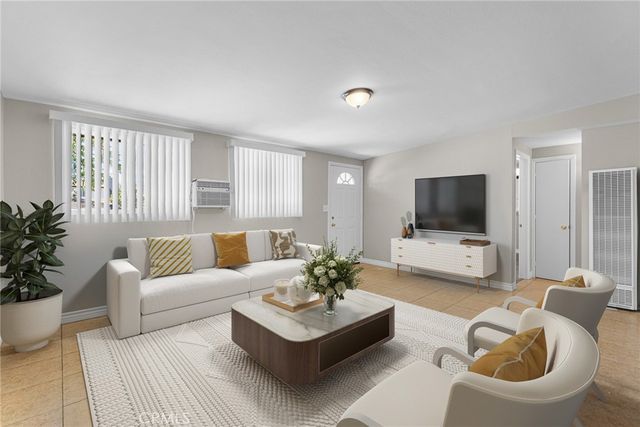 7427 Acoma Trail, Yucca Valley, CA 92284