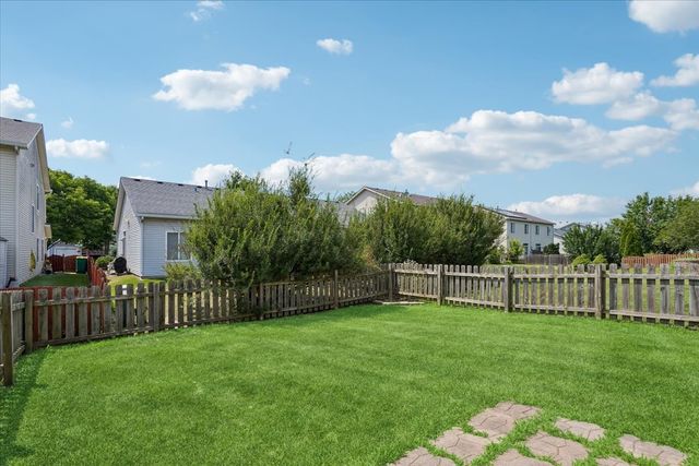 738 S Shannon Drive, Romeoville, IL 60446
