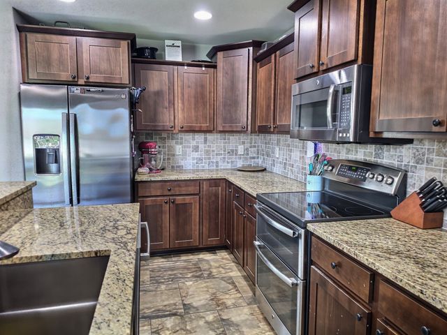1308 Caitlin Court SE, Bondurant, IA 50035