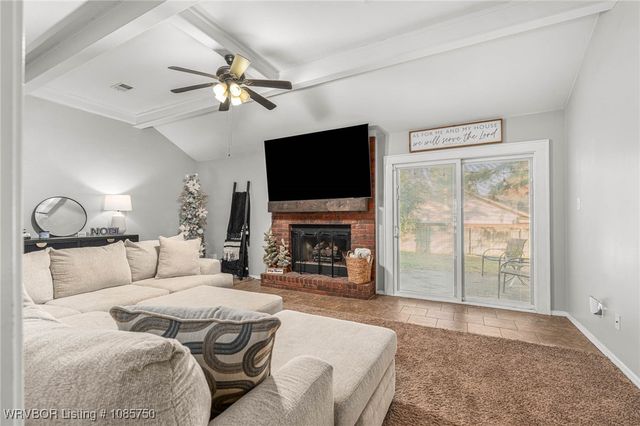 2500 Pine Lane, Barling, AR 72923